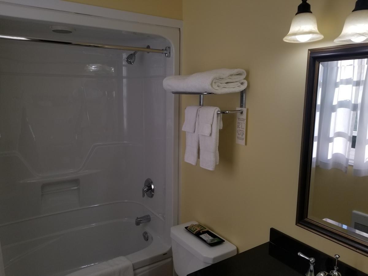 סאמרסייד Sunny Isle Motel מראה חיצוני תמונה