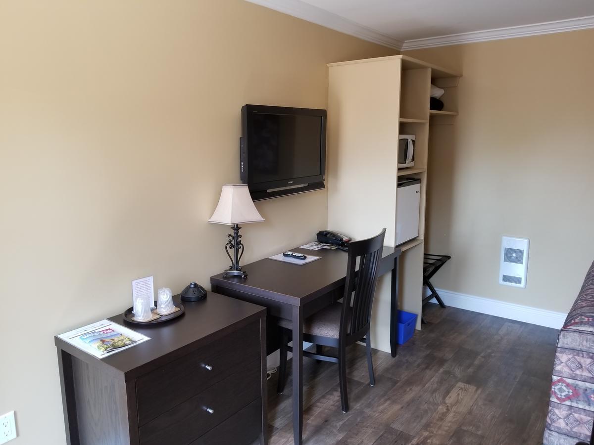 סאמרסייד Sunny Isle Motel מראה חיצוני תמונה